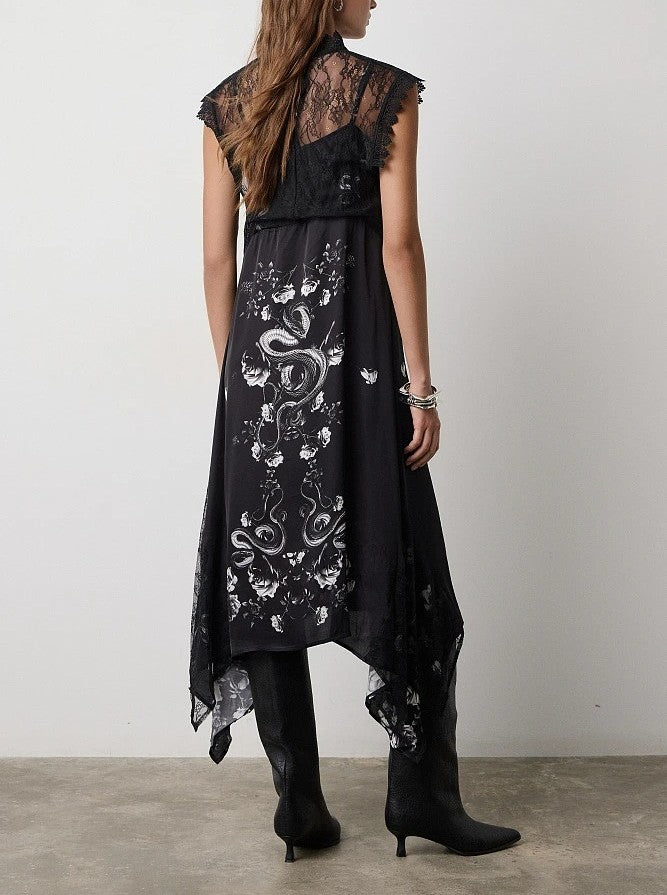 Vestido midi negro.