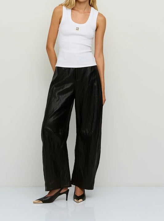 Pantalón efecto piel