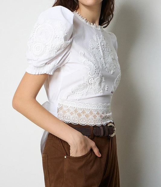 Blusa blanca encaje