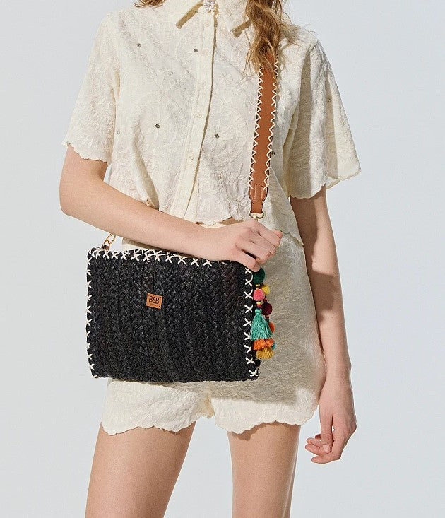 Bolso bandolera negro.