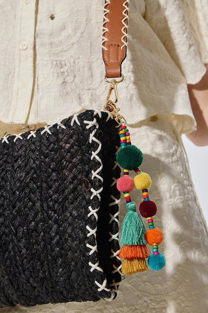 Bolso bandolera negro.