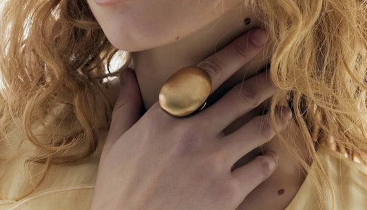 Anillo dorado.