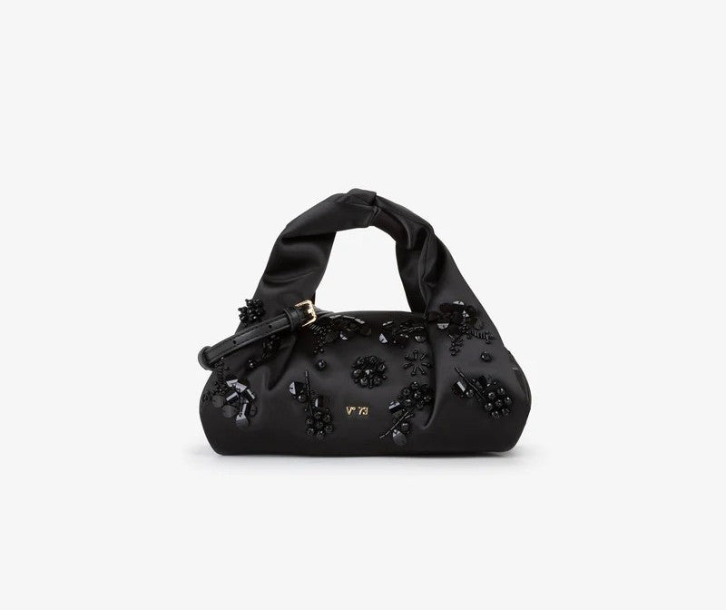 Bolso negro fantasia