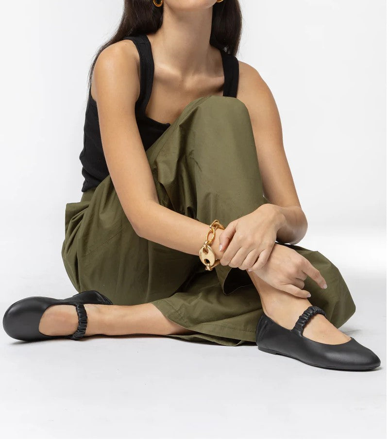 Bailarina negra.
