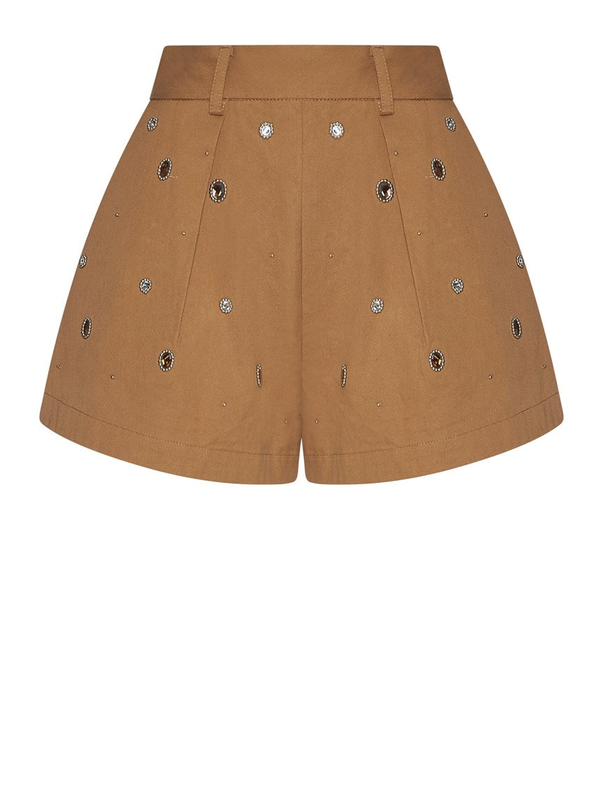 Pantalón corto.