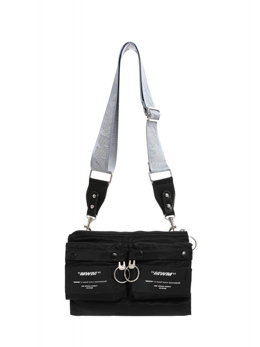 Bandolera negra.