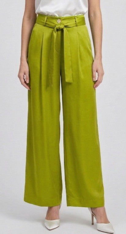 Pantalón verde.