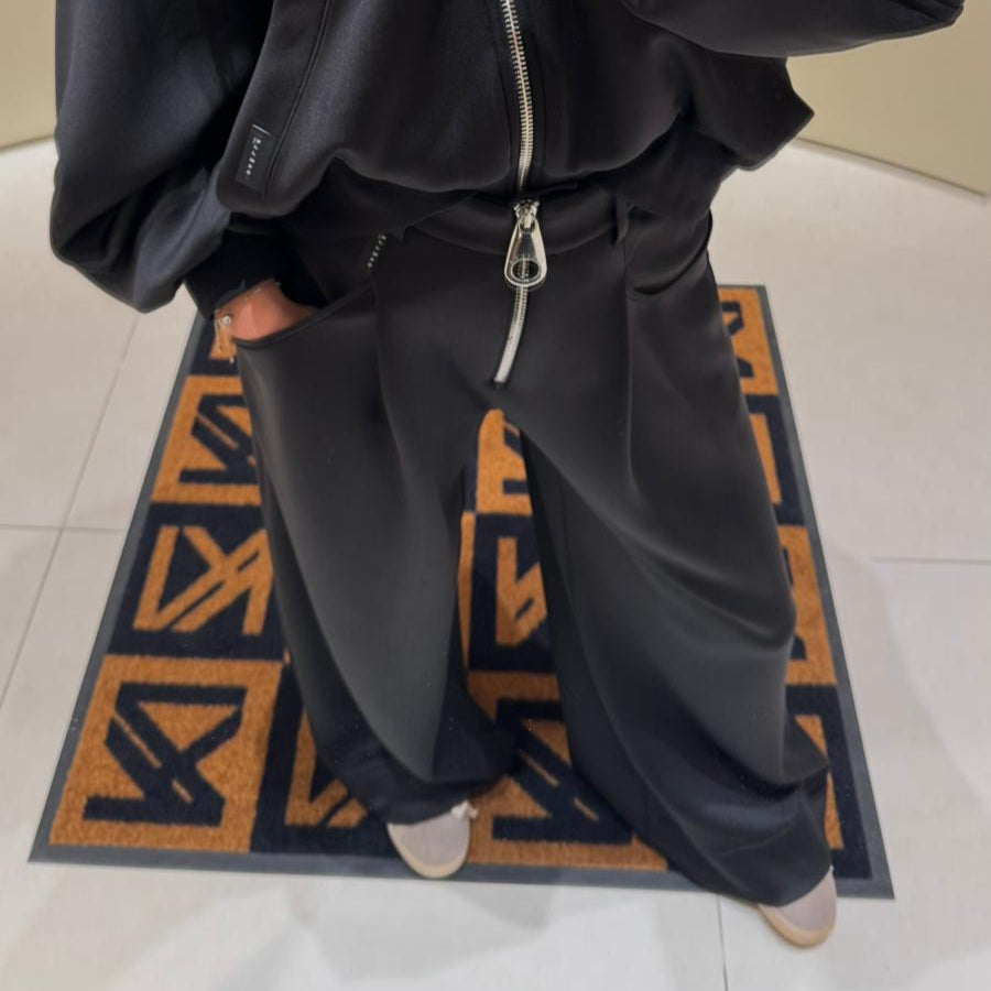 Pantalón ancho negro